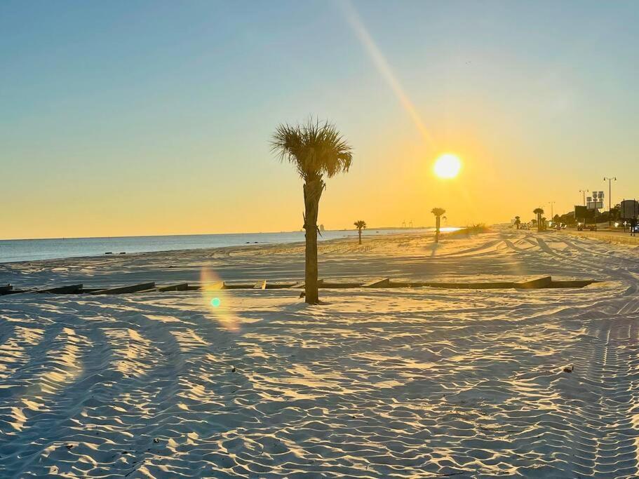 Feels Like Home Escape, 1/2 Mile To Beach 格尔夫波特 外观 照片